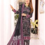 Luxury Winter Khaddar Suit for Women — Floral Design with Designer Dupatta